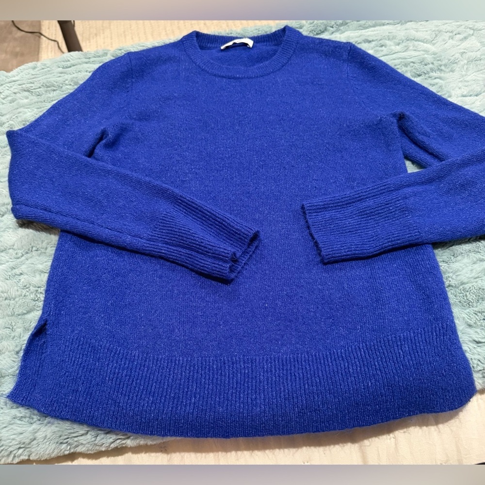 Old Navy Royal Blue Crew Neck Sweater with Soft Texture Size Small